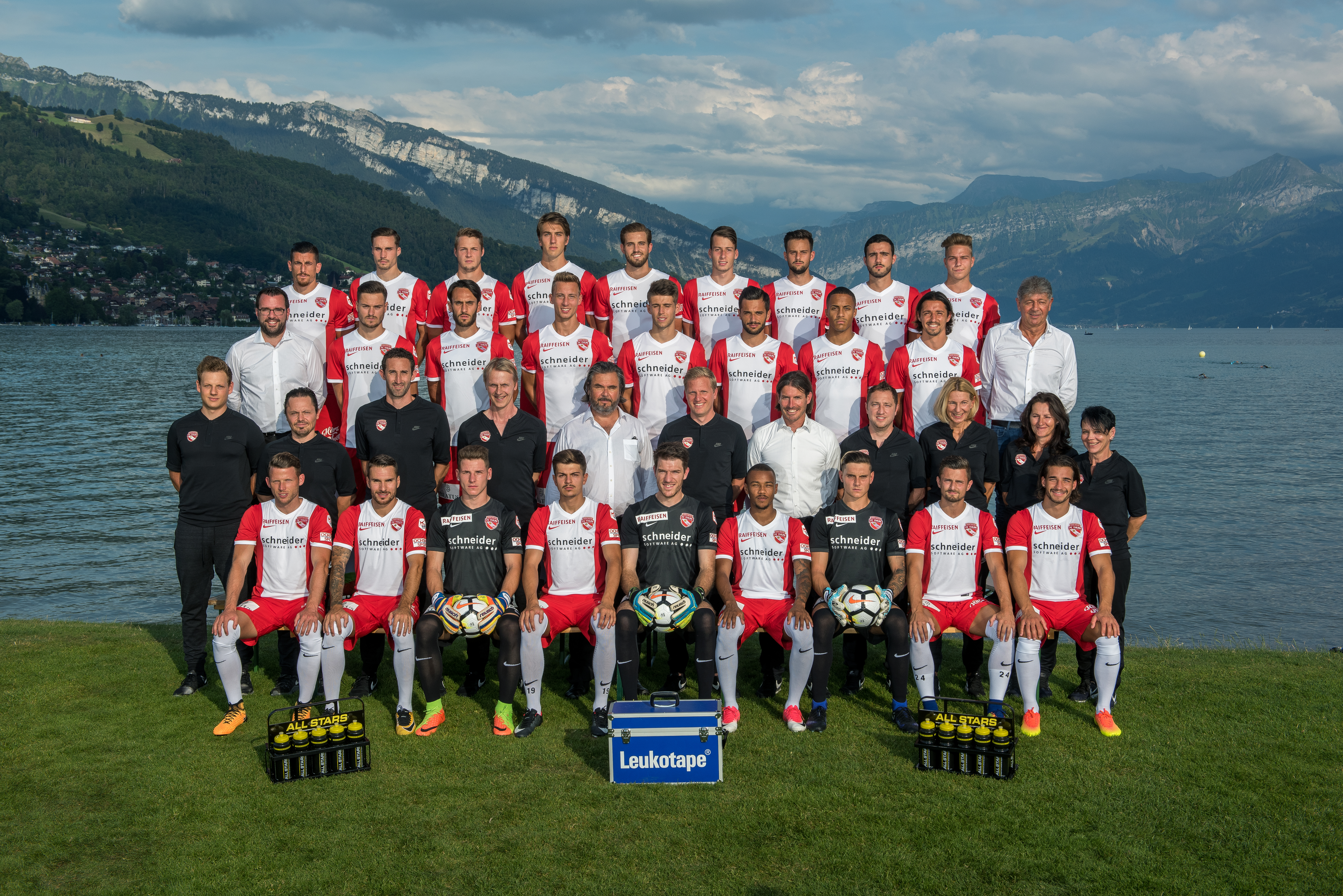 Mannschaftsfoto der ersten Mannschaft des FC Thun aus dem Jahr 1912